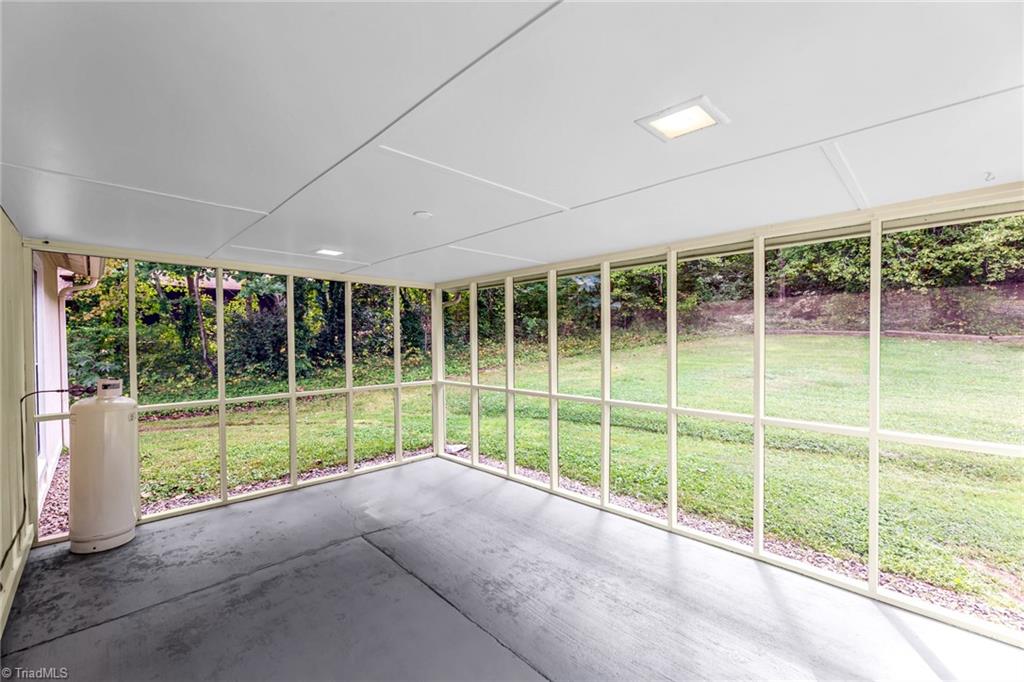 3215 Rockingham Road High Point, NC 27265 - Photo 24 of 31
