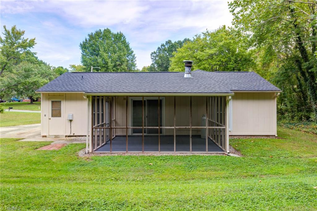 3215 Rockingham Road High Point, NC 27265 - Photo 26 of 31