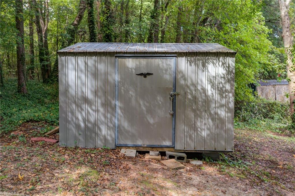 3215 Rockingham Road High Point, NC 27265 - Photo 29 of 31