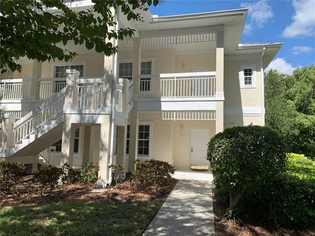 $3,900 | 3604 54th Drive West, Unit 101, Bradenton, FL 34210