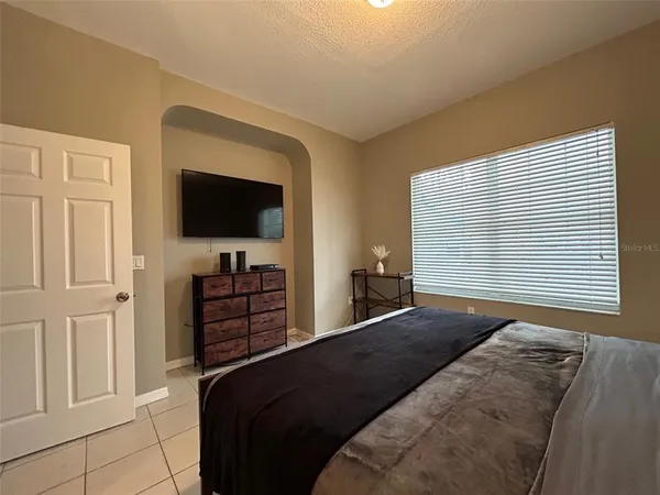 $3,900 | 3604 54th Drive West, Unit 101, Bradenton, FL 34210
