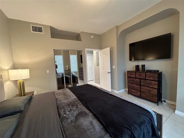 $3,900 | 3604 54th Drive West, Unit 101, Bradenton, FL 34210