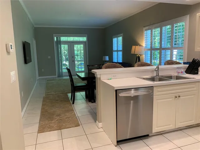 $3,900 | 3604 54th Drive West, Unit 101, Bradenton, FL 34210