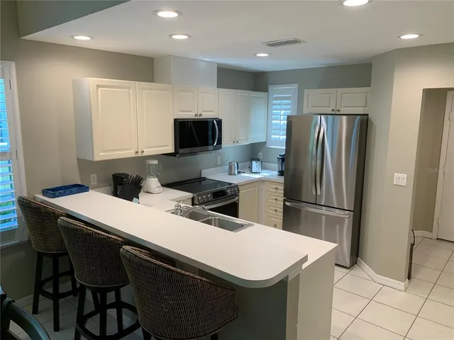 $3,900 | 3604 54th Drive West, Unit 101, Bradenton, FL 34210
