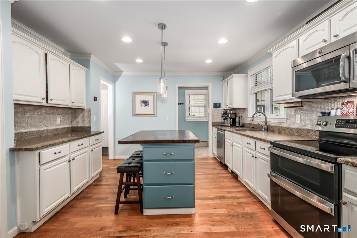 52 South Kent Road New Milford, CT 06755 - Photo 11 of 40