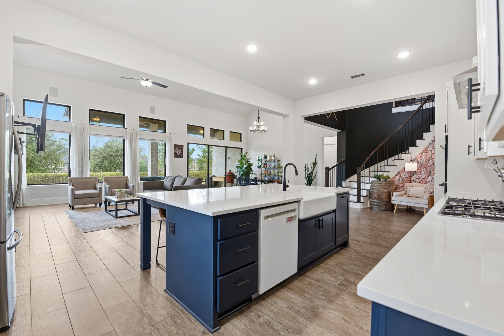 10102 South Goshawk Trail Conroe, TX 77385 - Photo 15 of 45