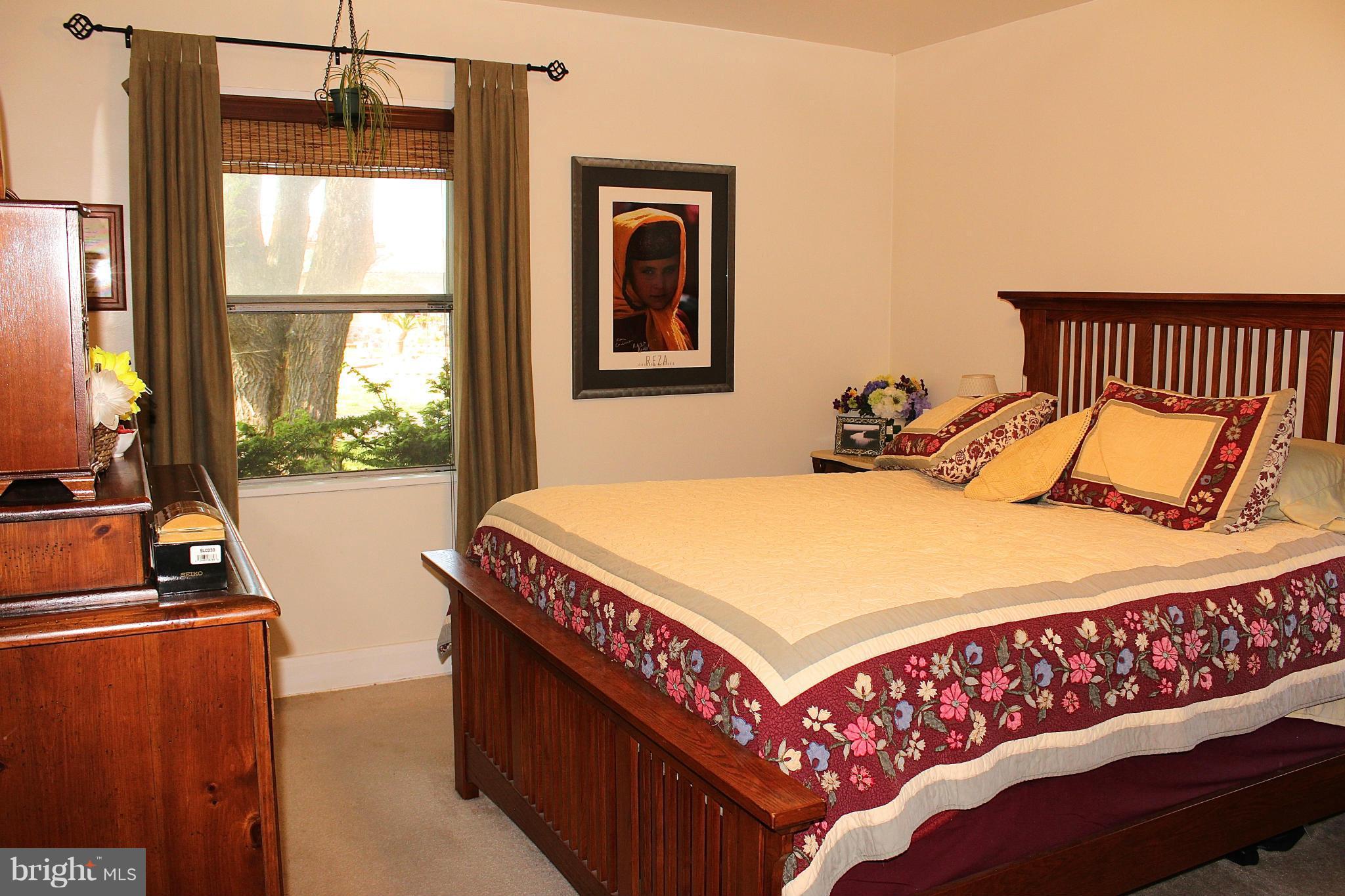 1565 Efford Road Pasadena, MD 21122 - Photo 17 of 30 Bedroom (Master)