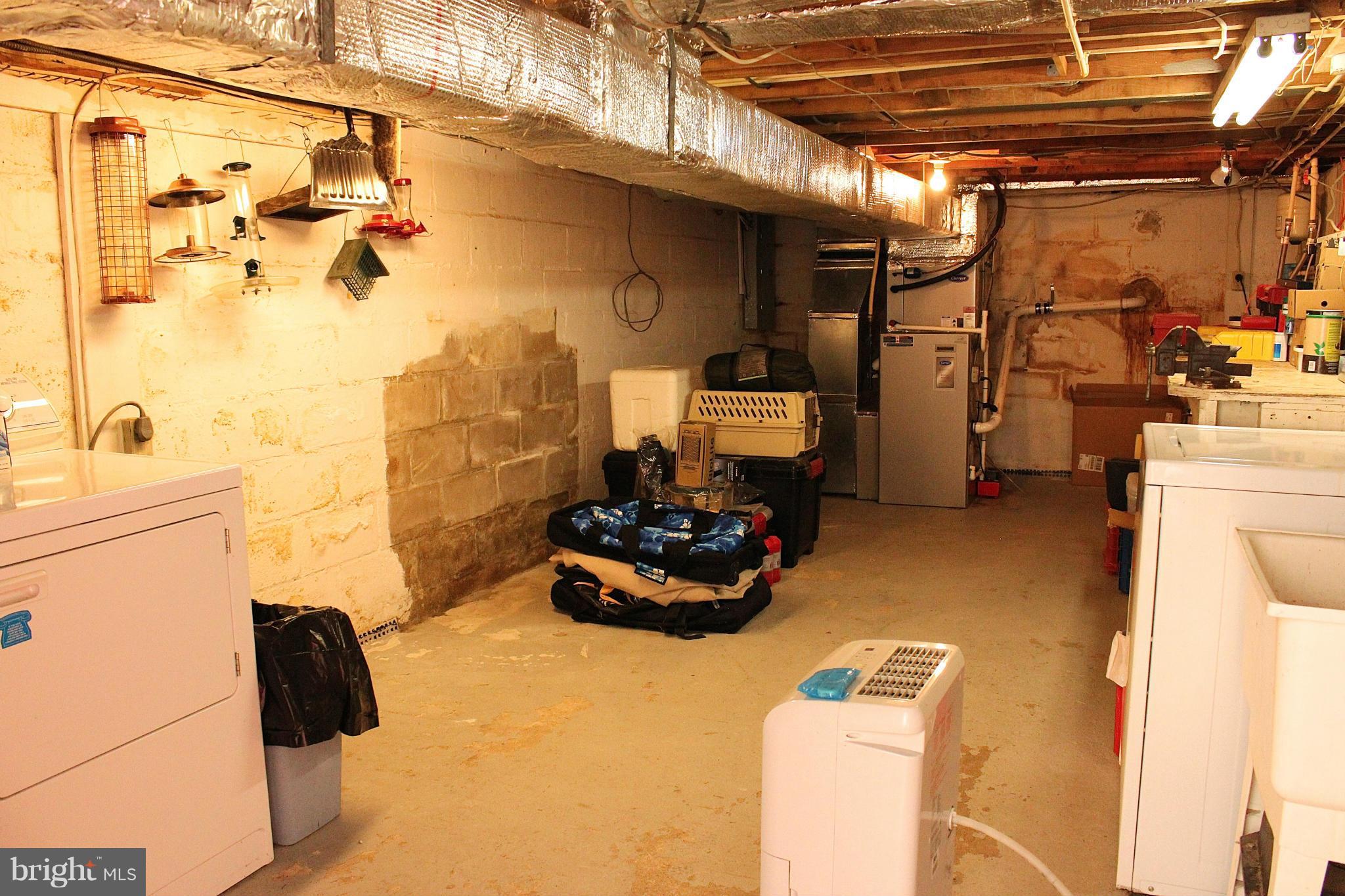 1565 Efford Road Pasadena, MD 21122 - Photo 25 of 30 Interior (General)
