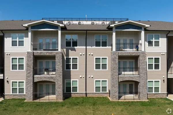 $994 | 10001 Oak Brg Circle, Louisville, KY 40219