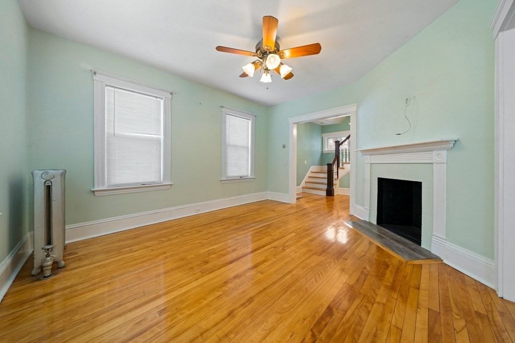 44 Beaconsfield Road Worcester, MA 01602 - Photo 5 of 32 a view of a livingroom with a fireplace
