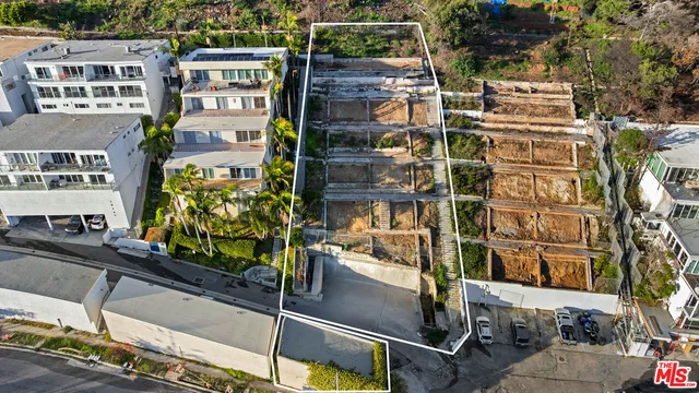 a picture of a city view