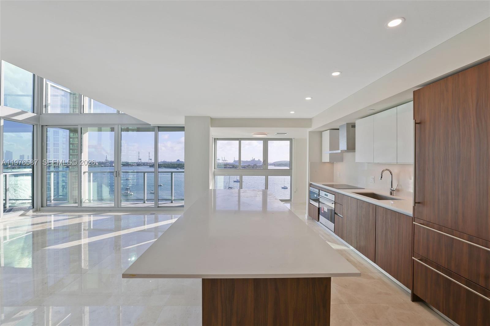 1500 Bay Road, Unit N0516 Miami Beach, FL 33139 - Photo 11 of 88