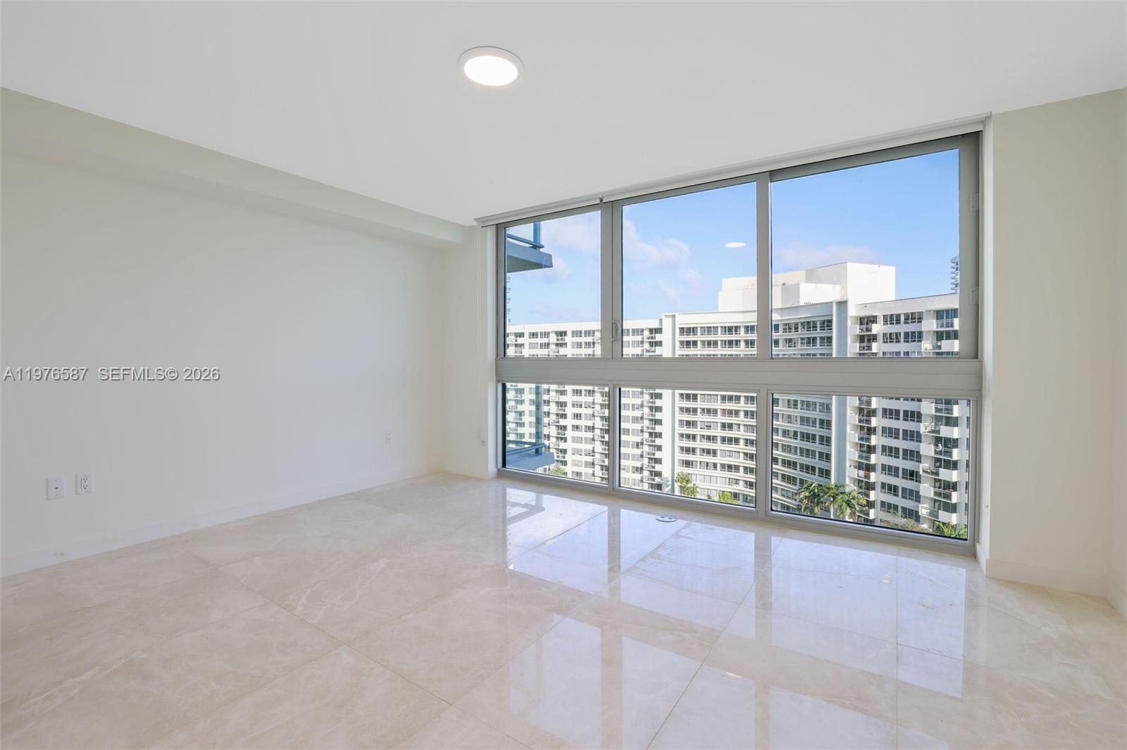 1500 Bay Road, Unit N0516 Miami Beach, FL 33139 - Photo 18 of 88