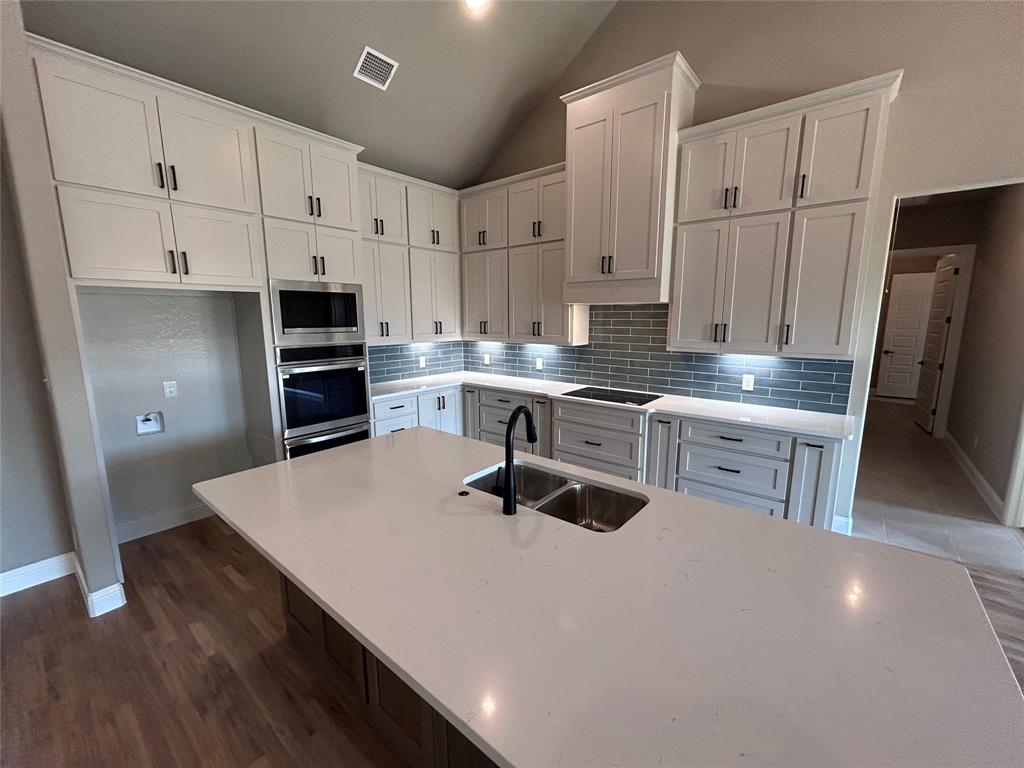1042 VH Ranch Road Poolville, TX 76487 - Photo 7 of 22 Gallery Image 7