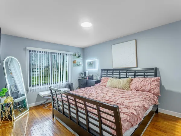 $240,000 | 317 Ozark Drive, Bolingbrook, IL 60440