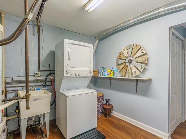 $240,000 | 317 Ozark Drive, Bolingbrook, IL 60440