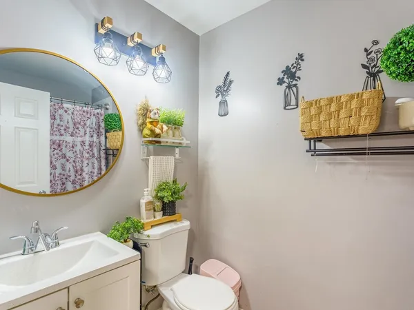 $240,000 | 317 Ozark Drive, Bolingbrook, IL 60440