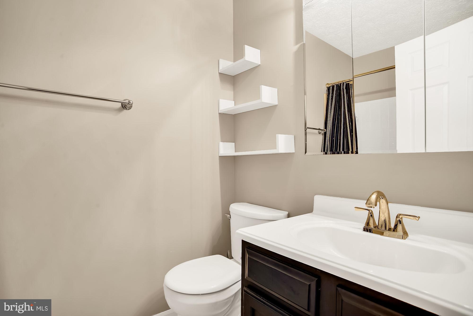 647 Deering Road, Unit 2M Pasadena, MD 21122 - Photo 20 of 25