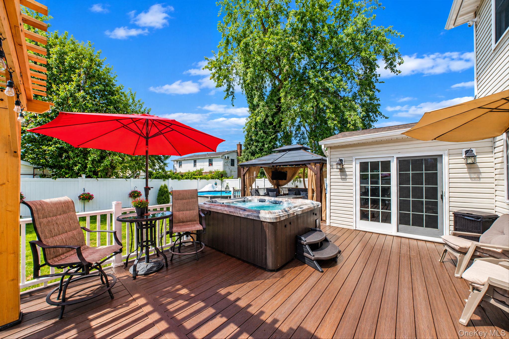 16 Salem Road Hicksville, NY 11801 - Photo 46 of 50 Gallery Image 46