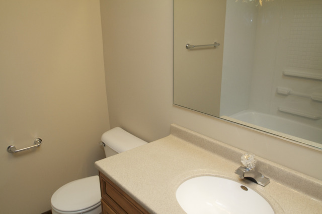 3517 North View Road Rockford, IL 61107 - Photo 11 of 13