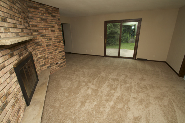 3517 North View Road Rockford, IL 61107 - Photo 7 of 13