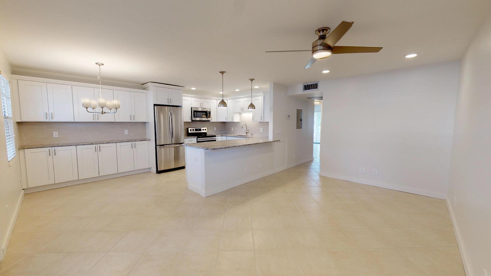 1035 Newcastle B Boca Raton, FL 33434 - Photo 10 of 32 Kitchen