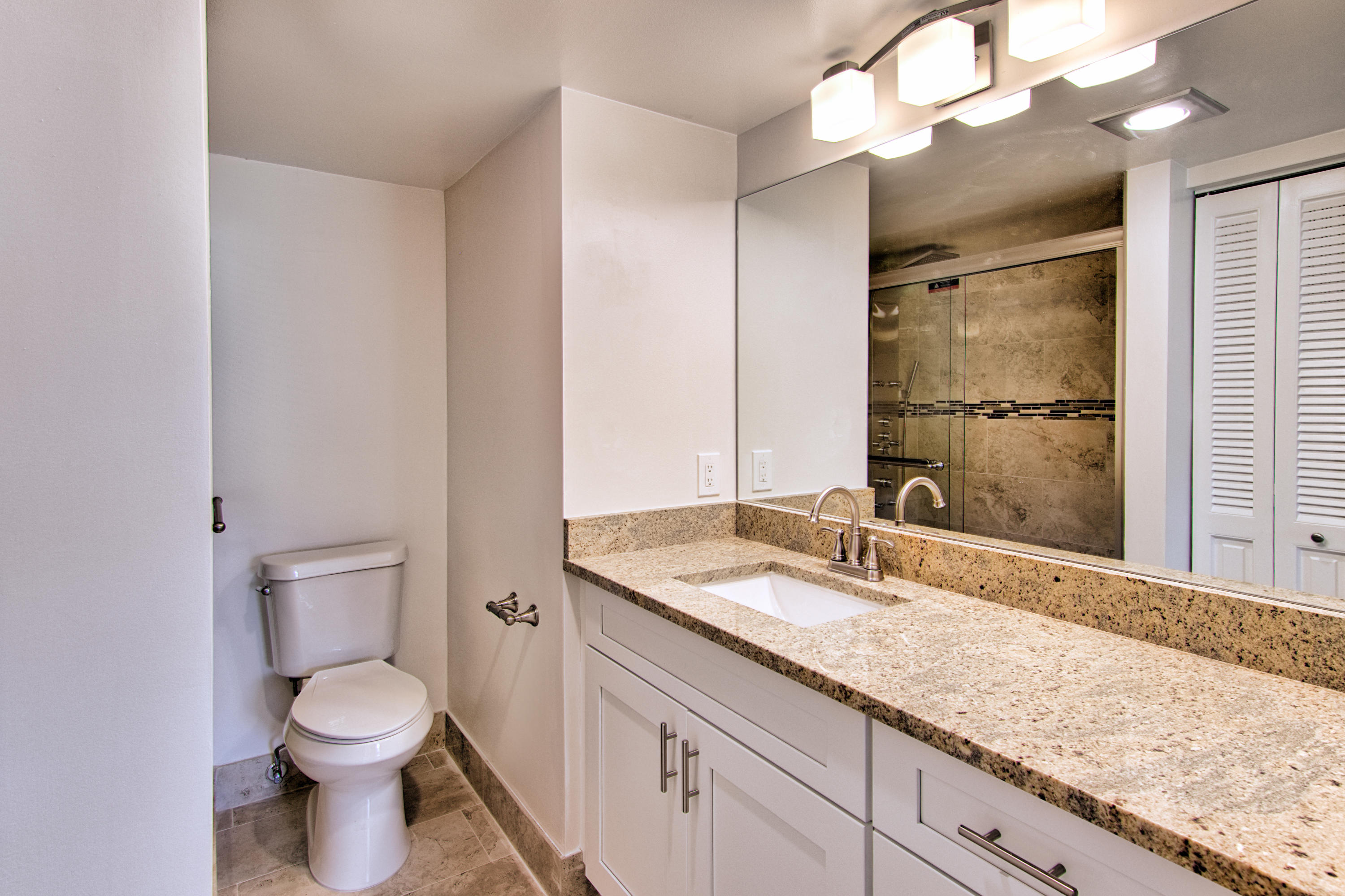 1035 Newcastle B Boca Raton, FL 33434 - Photo 18 of 32 Master Bath