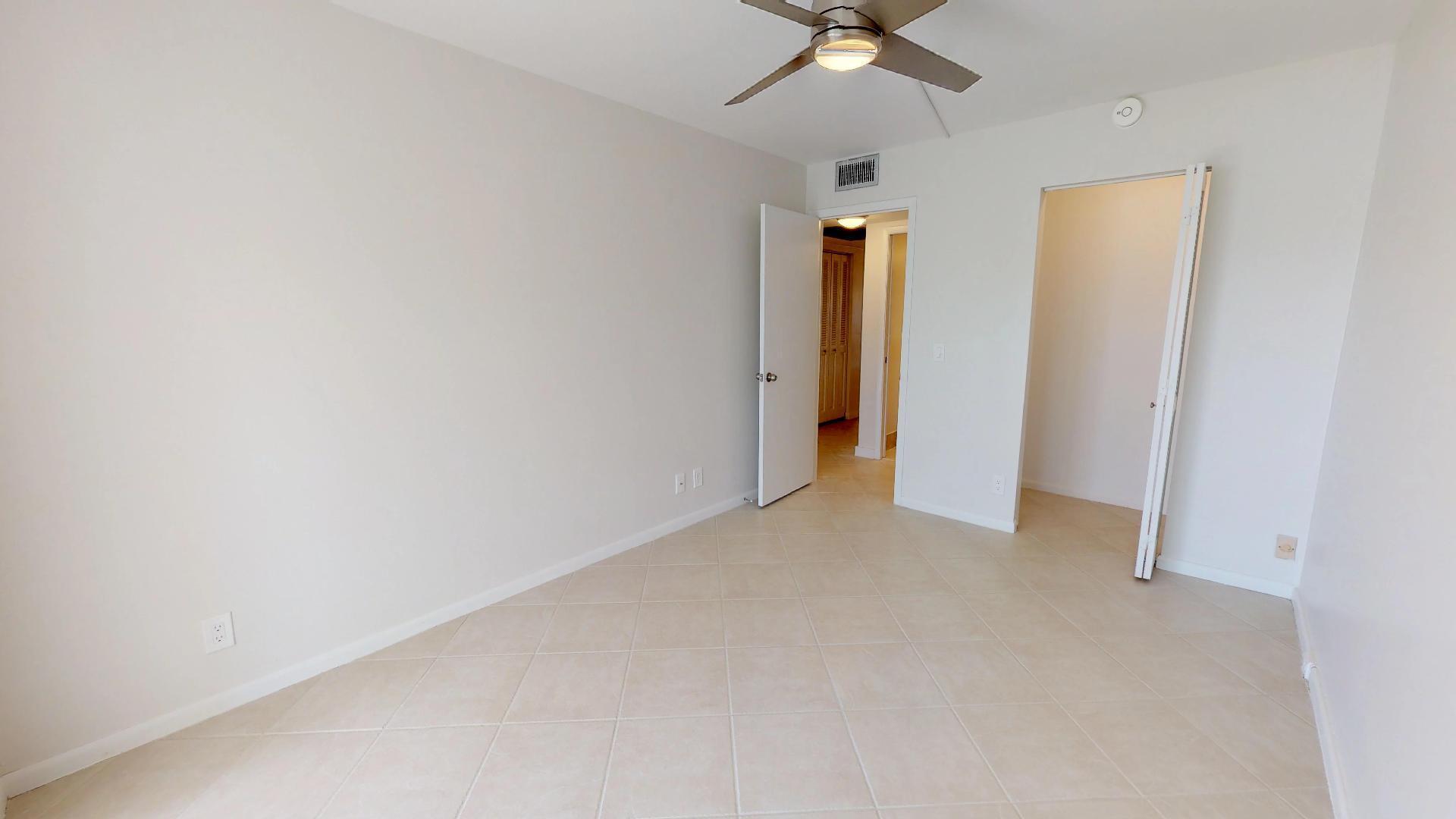 1035 Newcastle B Boca Raton, FL 33434 - Photo 25 of 32 Guest Bedroom