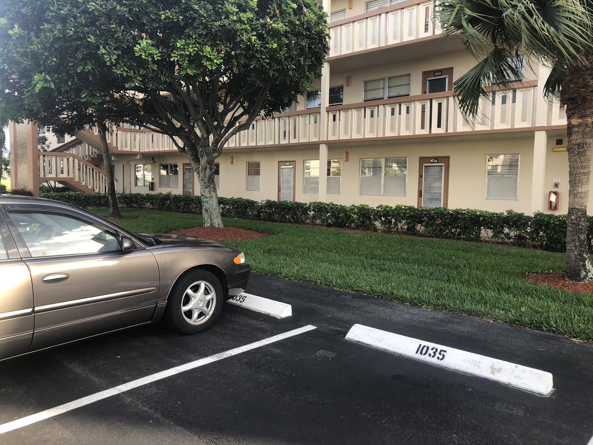 1035 Newcastle B Boca Raton, FL 33434 - Photo 31 of 32 Front