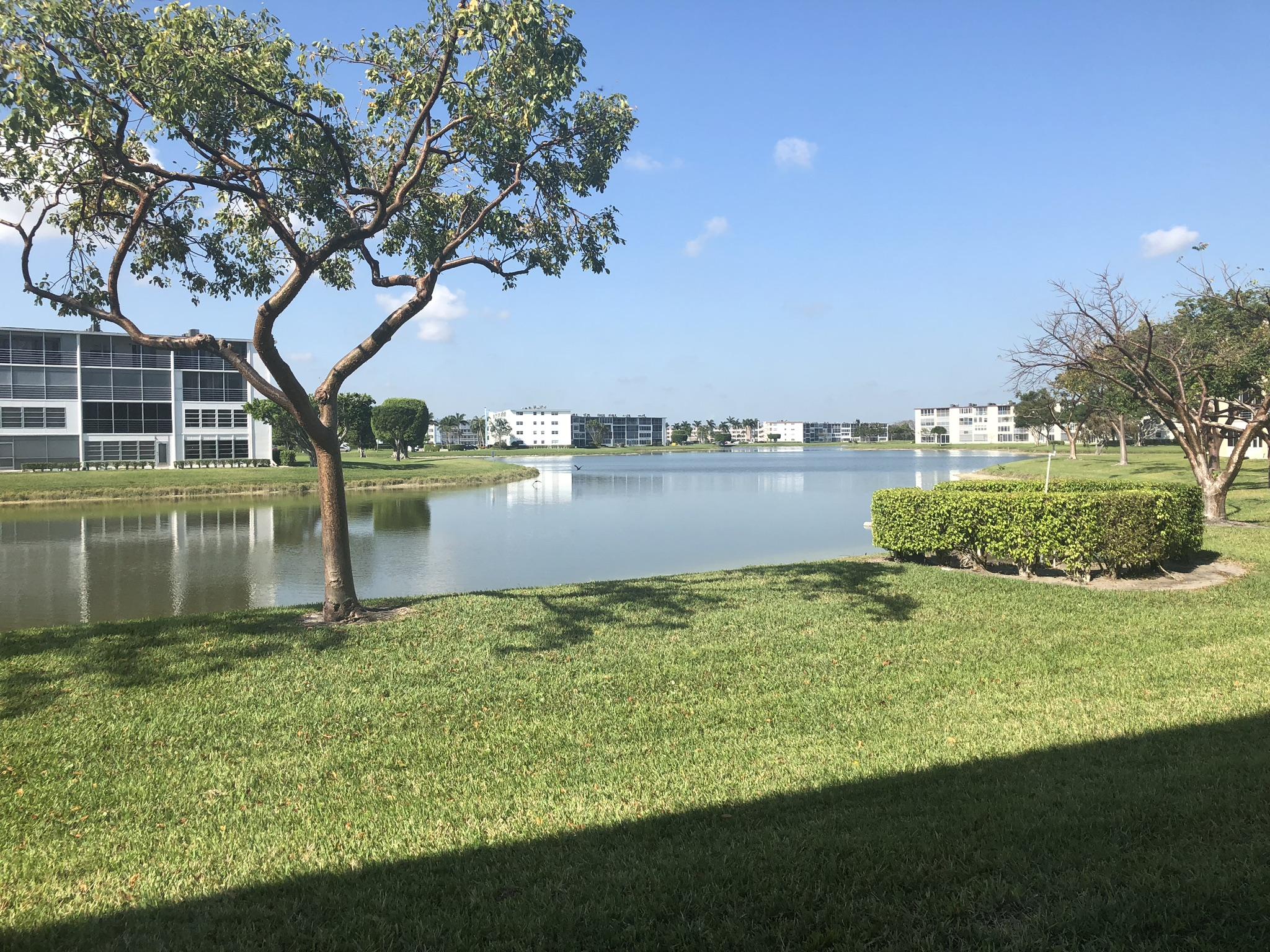 1035 Newcastle B Boca Raton, FL 33434 - Photo 4 of 32 View from Porch