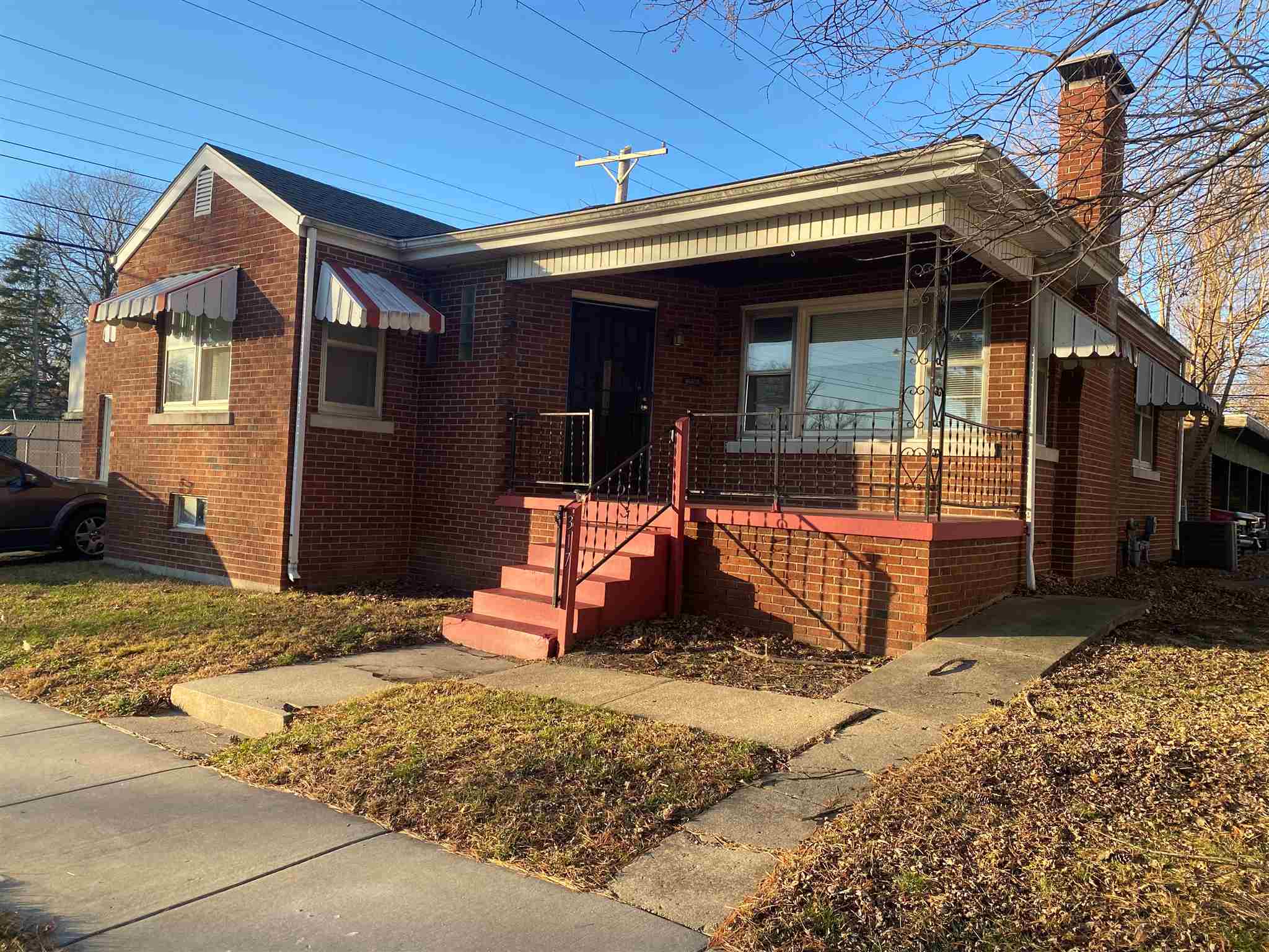 317 East Oak Street Springfield, IL 62703 - Photo 1 of 15