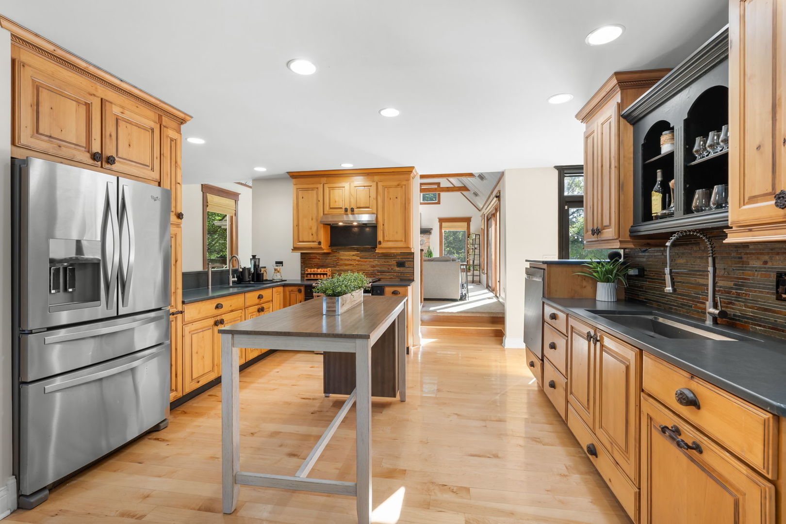 27069 West Fox River Road Cary, IL 60013 - Photo 4 of 47 Gallery Image 4