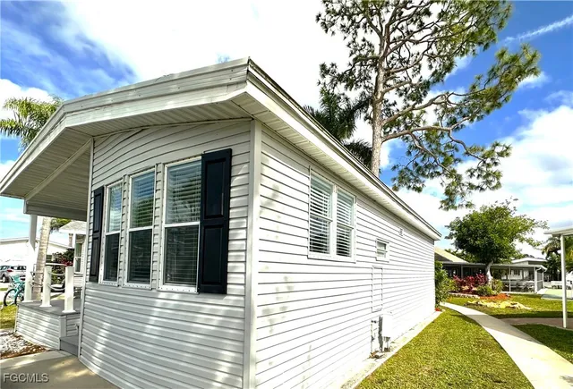 $129,900 | 10802 Little Heron Circle Southeast, Estero, FL 33928