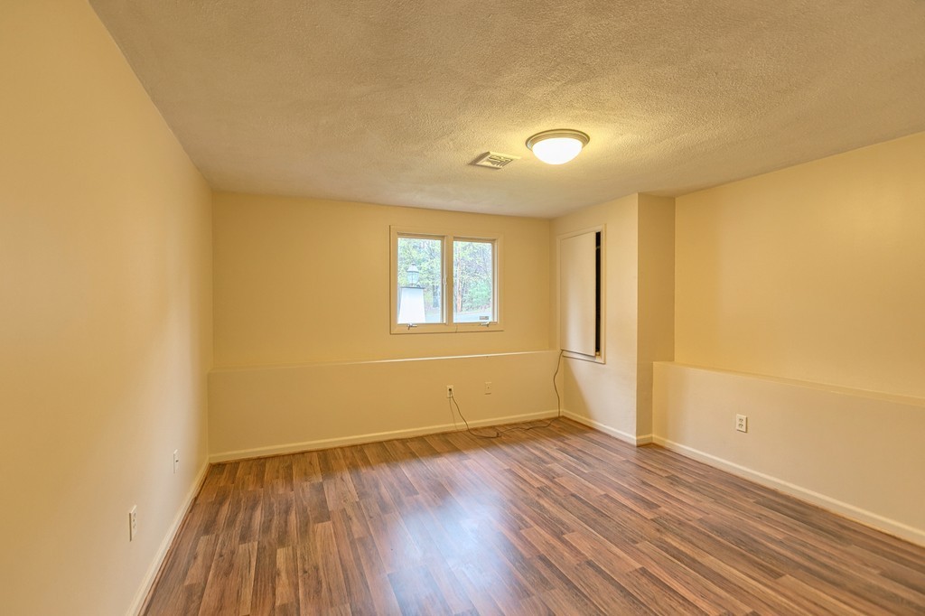 42 California Road Tewksbury, MA 01876 - Photo 24 of 29 Gallery Image 24