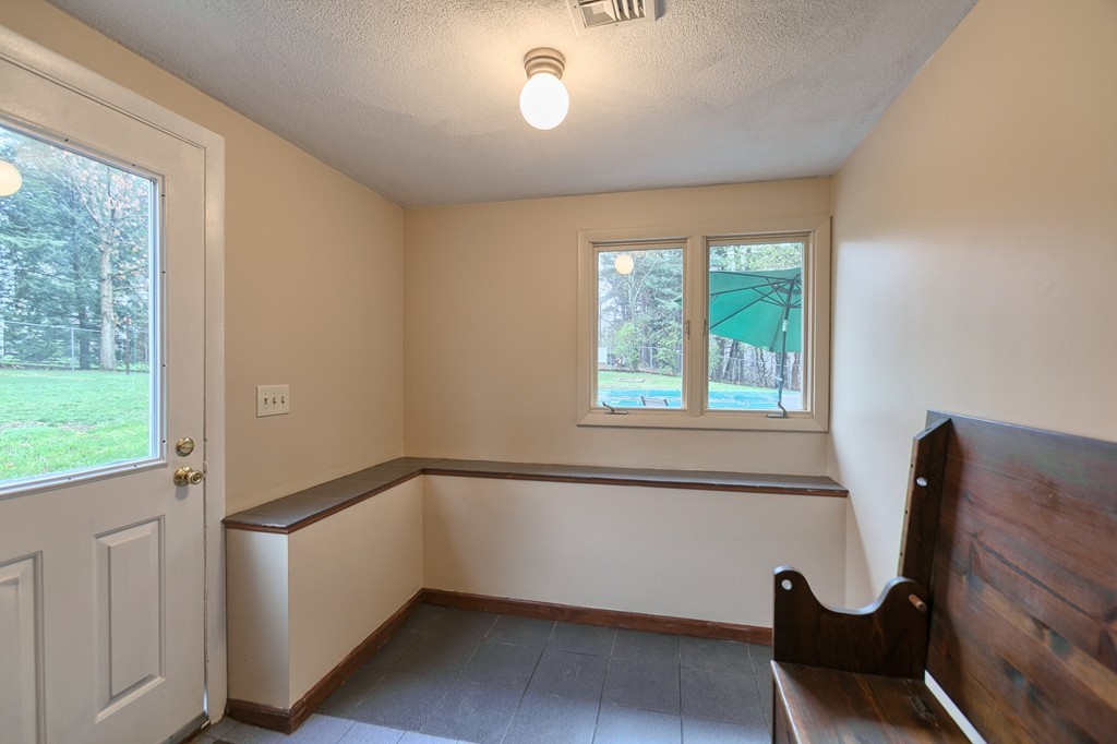 42 California Road Tewksbury, MA 01876 - Photo 25 of 29 Gallery Image 25