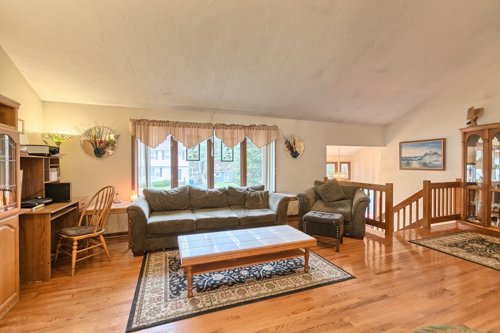 42 California Road Tewksbury, MA 01876 - Photo 6 of 29 Gallery Image 6