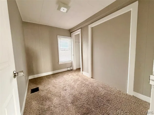 $259,900 | 179 West 3rd Street, Oswego, NY 13126