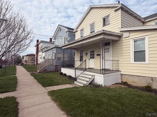 $259,900 | 179 West 3rd Street, Oswego, NY 13126