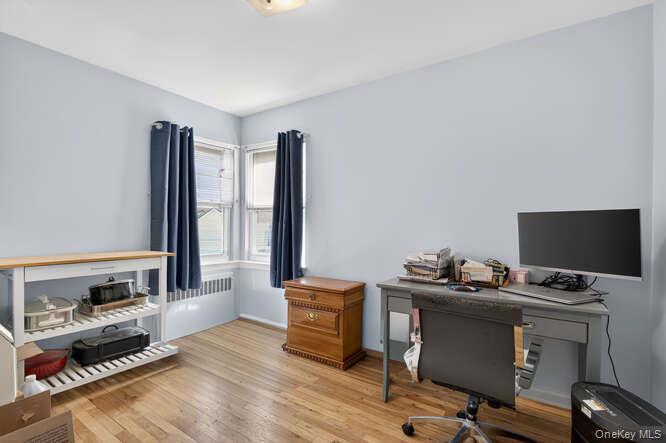 344 White Road Mineola, NY 11501 - Photo 13 of 24