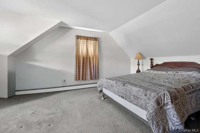 344 White Road Mineola, NY 11501 - Photo 15 of 24