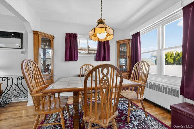 344 White Road Mineola, NY 11501 - Photo 8 of 24