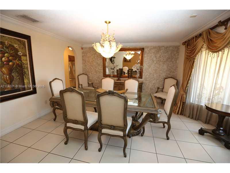 3845 Southwest 128th Avenue Miami, FL 33175 - Photo 7 of 35 a dining room with furniture and window