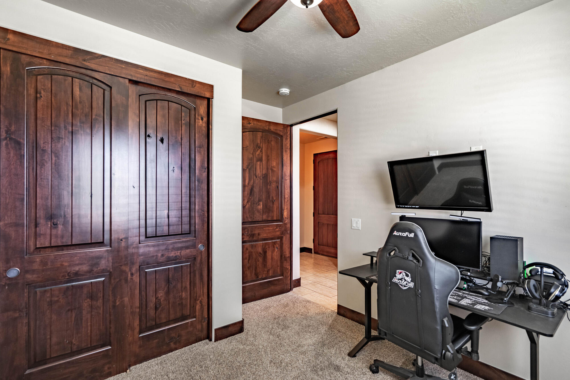 576 Sun Rock Way Washington, UT 84780 - Photo 23 of 26 576 Sun Rock Way-047