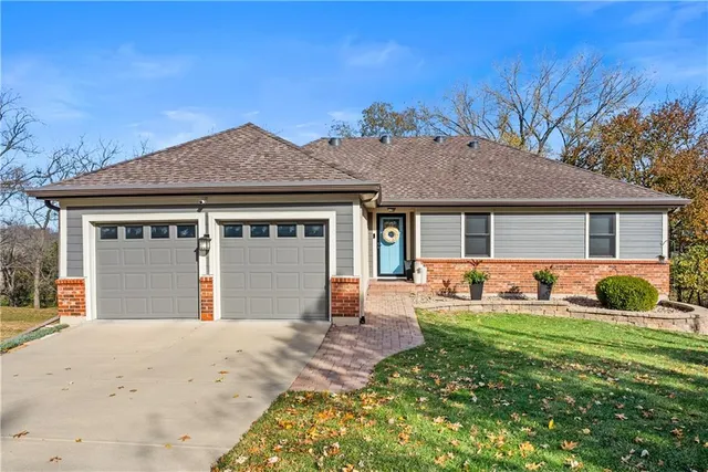 $400,000 | 11700 West 48th Terrace, Shawnee, KS 66203