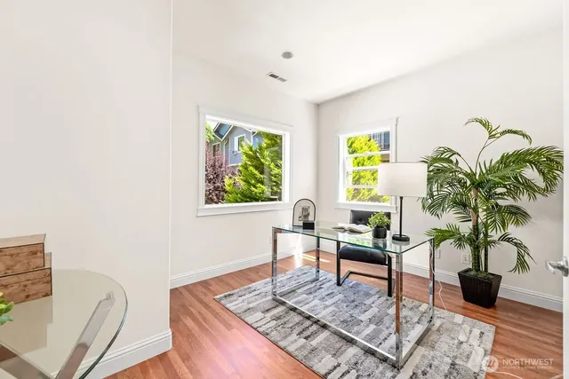 $1,450,000 | 810 5th Avenue Northwest, Issaquah, WA 98027