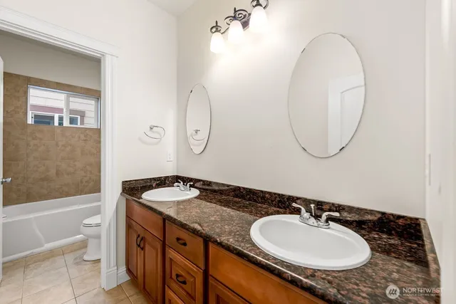 $1,450,000 | 810 5th Avenue Northwest, Issaquah, WA 98027