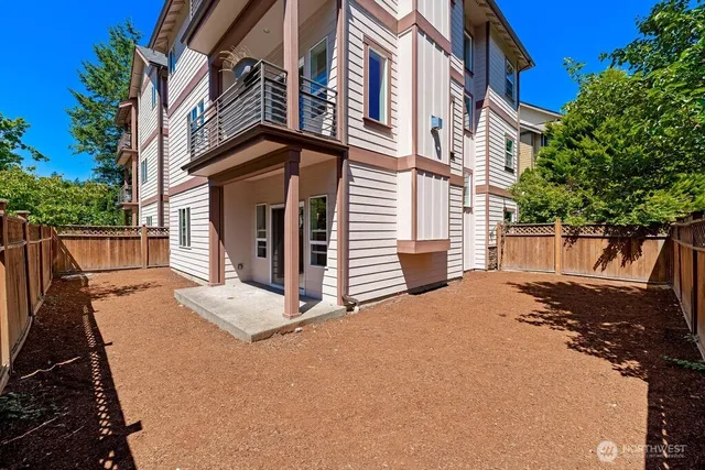 $1,450,000 | 810 5th Avenue Northwest, Issaquah, WA 98027