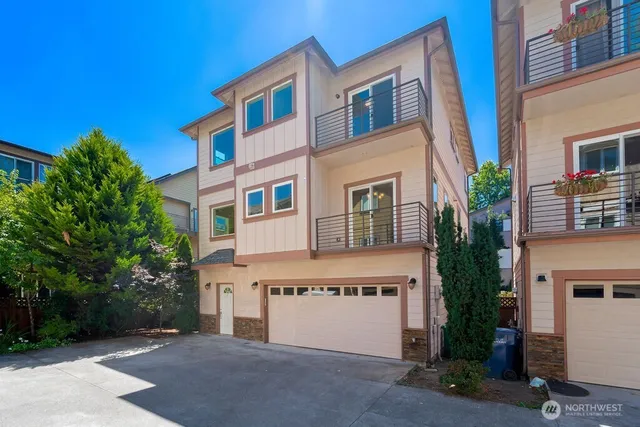 $1,450,000 | 810 5th Avenue Northwest, Issaquah, WA 98027