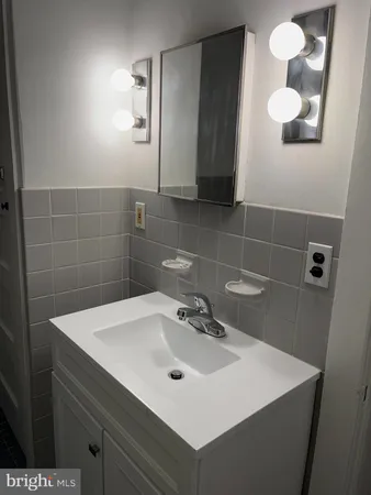 $2,000 | 29 B 10th Avenue, Haddon Heights, NJ 08035