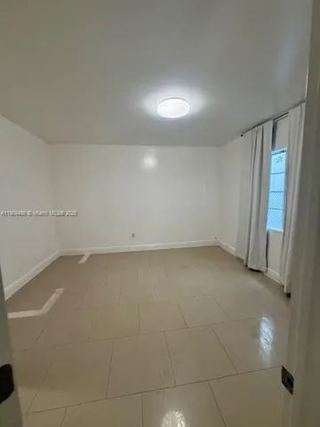 an empty room with a empty space